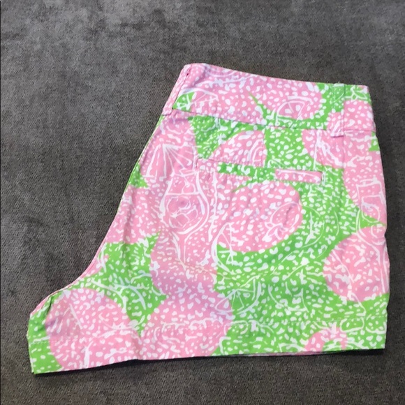 Lilly Pulitzer Walsh Short in Cheat Ya - Picture 2 of 4